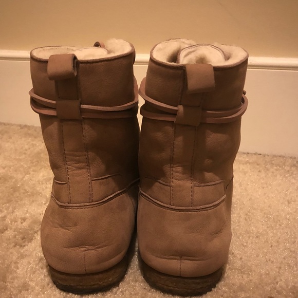 Never before worn winter over ankle boots - Picture 4 of 6